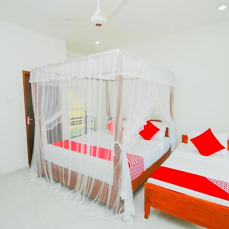 Onaro Beach View ماتارا الغرفة الصورة